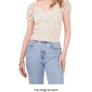 Cute Floral top NEVER WORN